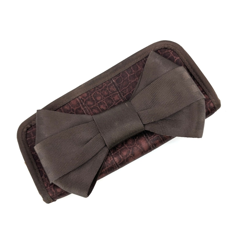 Harveys Seatbelt Bag Wallet Brown Croc Embossed Bow Zip Around Clutch
